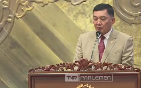 Menteri Pertahanan (Menhan) Sjafrie Sjamsoeddin dalam Sidang Paripurna DPR RI, Kamis 20 Maret 2025. (Foto: TV