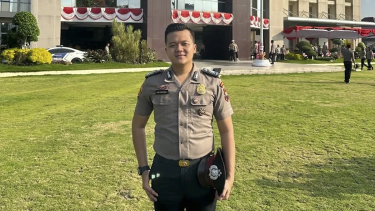 Anggota Direktorat Intelijen Keamanan (Ditintelkam) Polda Jateng Brigadir Ade Kurniawan yang diduga membunuh b