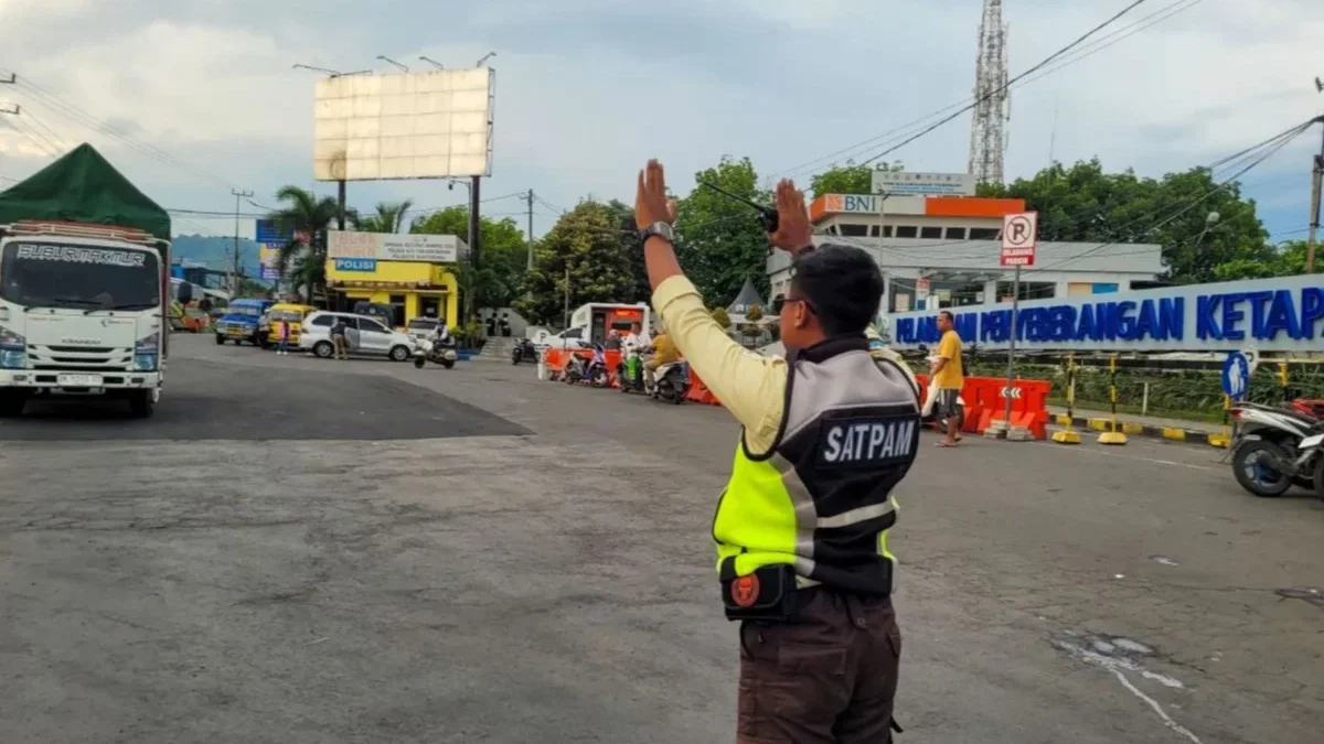 Hormati Umat Hindu Rayakan Nyepi 2025, Penyeberangan dari Pelabuhan Ketapang ke Gilimanuk Ditutup Sementara Pelabuhan Ketapang (ANTARA/Novi Husdinariyanto)