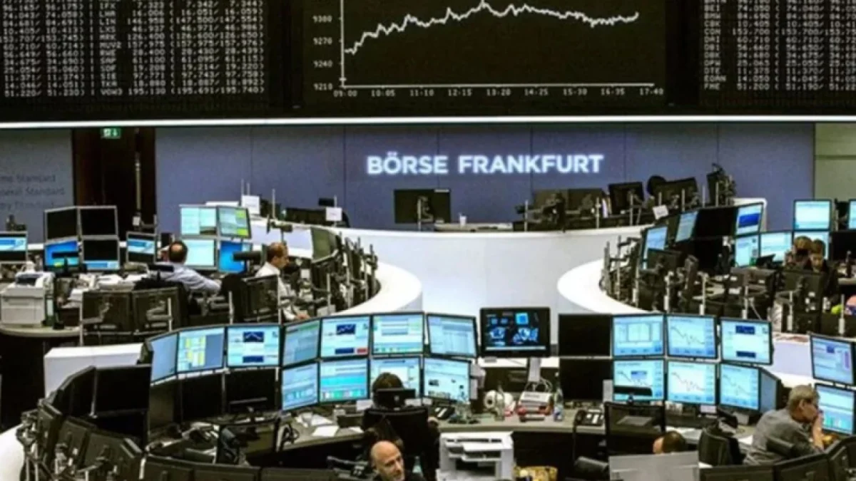 Pasar Saham Ditutup di Tengah Kecemasan Perang Dagang Saham Eropa anjlok pada hari Jumat, di akhir minggu yang dirusak oleh kekhawatiran atas dampak ekonomi global