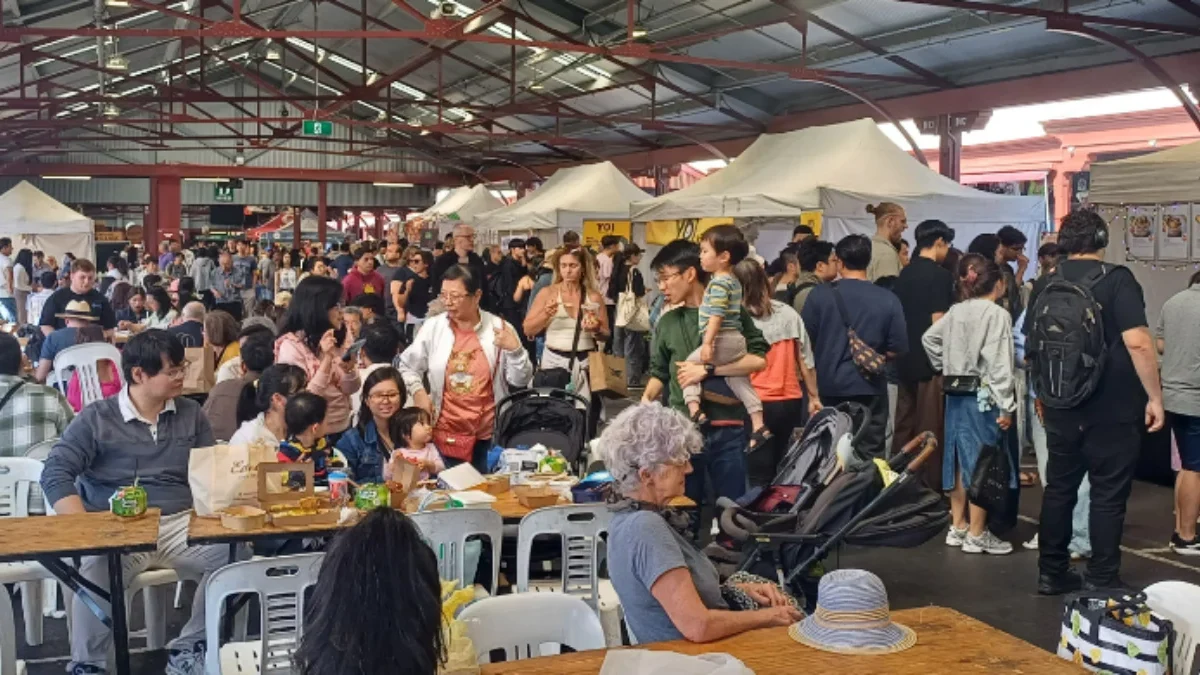 Antrean pengunjung Indonesian Street Food Festival 2025 di Melbourne, Australia. (Foto Indonesian Culinary Ass