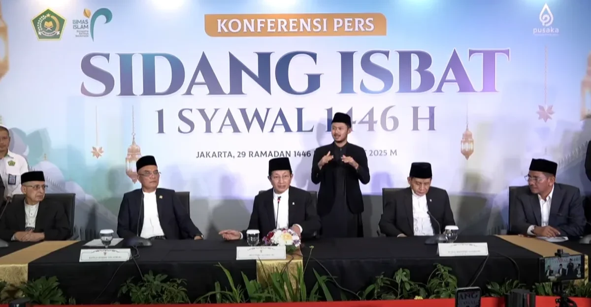 1 Syawal 1446 Hijriah Hari Senin 31 Maret 2025 Pemerintah melalui Kemenag resmi menetapkan 1 Syawal 1446 Hijriah atau Hari Raya Idul Fitri 2025 jatuh pada Se