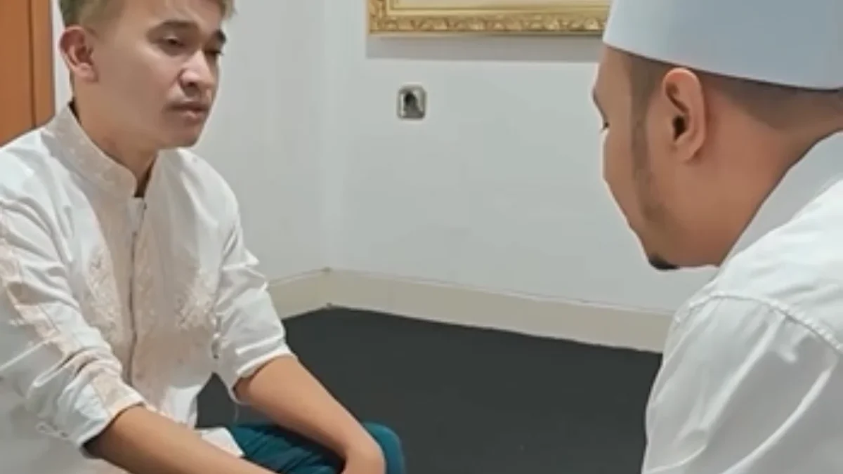 Ruben Onsu Mualaf: Selamat Hari Raya Idul Fitri 1446 Hijriah Ruben Onsu mualaf. (Foto: Instagram/ruben_onsu)