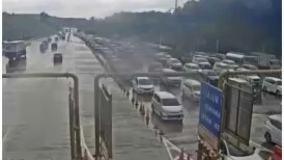 Rencana Pemerintah Kembali Berlakukan One Way Nasional Arus Balik Lebaran dari KM414 Tol Kalikangkung Gerbang Tol Kalikangkung Exit