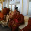 Sejumlah Bhikkhu Thudong singgah di Pantai Indah Kapuk, Sabtu (19/5/2024).