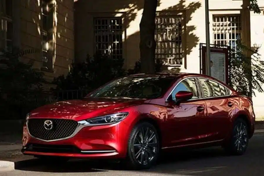 Mazda 6e hadir standar dengan sembilan kantung udara dengan volume total 350 L dan area perlindungan hingga 25