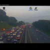 Arus lalu lintas di Tol Trans Jawa Minggu (6/4) Pagi (Foto: CCTV Travoy Jasa Marga)