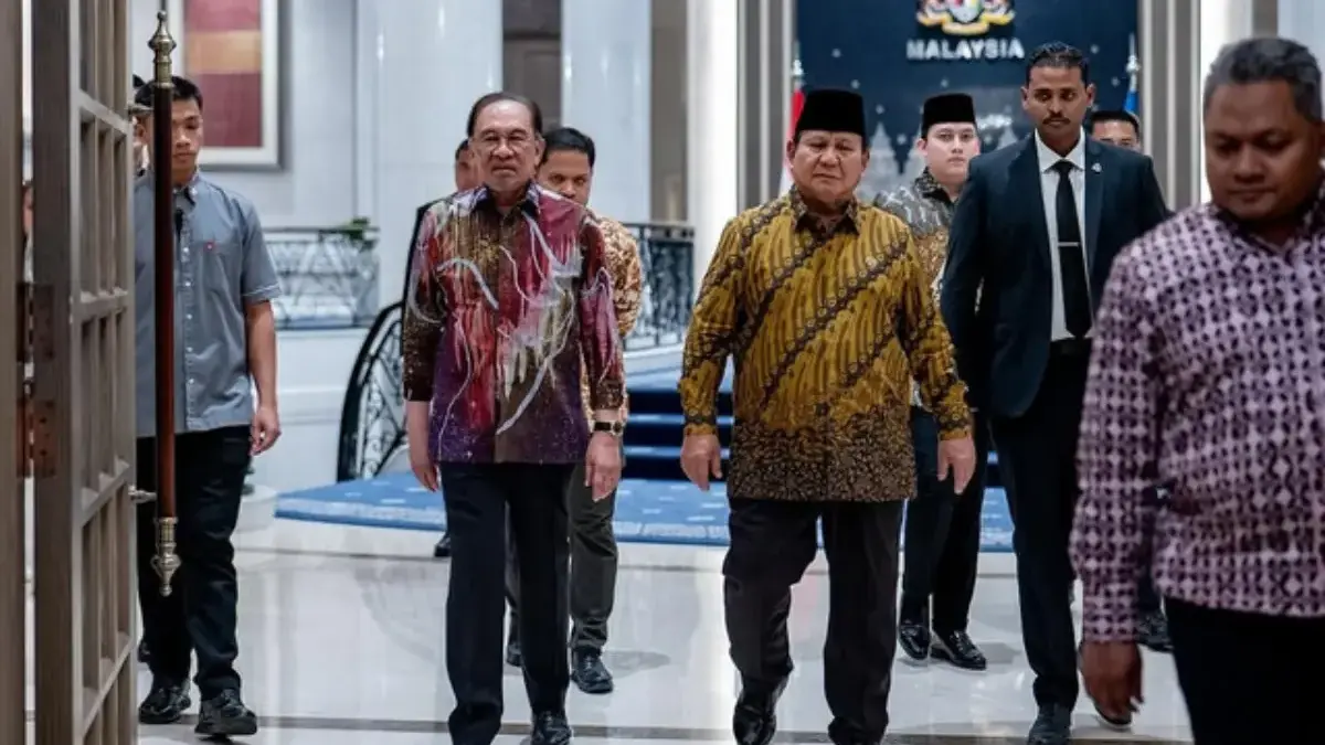 PM Malaysia Anwar Ibrahim menerima kunjungan Presiden Prabowo Subianto di Malaysia, Minggu (6/4/2025). Foto: I
