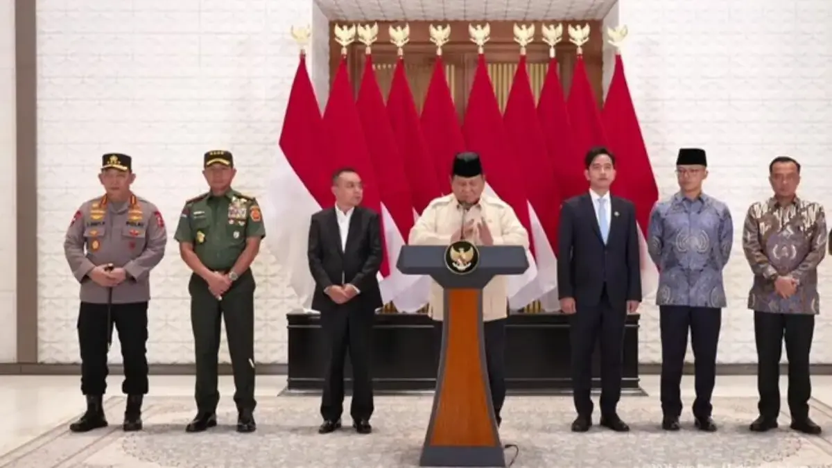 Presiden Prabowo Subianto jumpa pers soal lawatan ke lima negara di Timur Tengah (Tangkapan layar YouTube Sekr