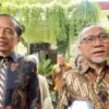 Menko Bidang Pangan, Zulkifli Hasan temui Jokowi di Solo, Rabu (9/4/2025).