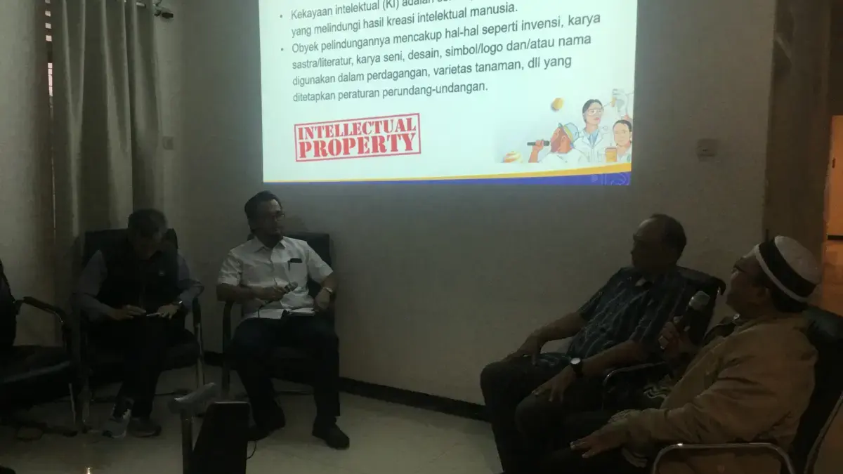 Diskusi Hukum Bidang Hukum PP Kagama. “Isu-isu Terkini dalam Hukum Kekayaan Intelektual di Indonesia”, Rumah K