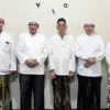Ketua Rabithah Alawiyah Jateng dan Daerah Istimewa Yogyakarta (DIY), Habib Abu Bakar bin Ahmad Al Attas (deret
