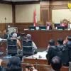 Kesaksian Arief Budiman dan Wahyu Setiawan di sidang Hasto Kristiyanto/RMOL