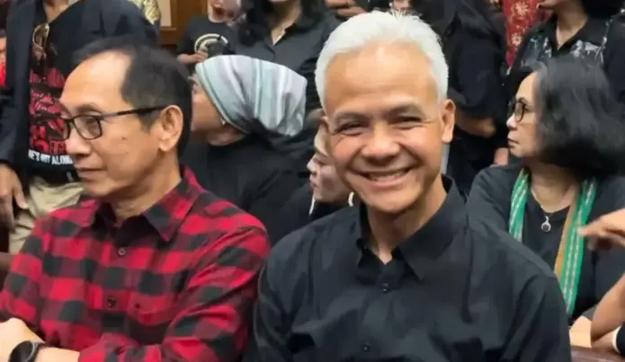 Ganjar Pranowo menghadiri sidang pemeriksaan saksi dalam kasus dugaan perintangan penyidikan dan suap yang mel