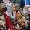 Mantan Walikota Semarang Hevearita Gunaryanti Rahayu hadir bersama Alwi Basri dalam sidang perdana kasus korup