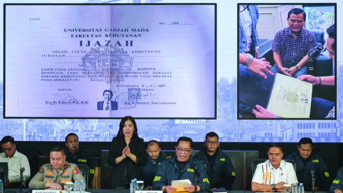 Soal Ijazah Jokowi: Roy Suryo Singgung Error Level Analysis, Ini Penjelasan Soal Metode ELA Direktur Tindak Pidana Umum (Dirtipidum) Bareskrim Polri Brigjen Pol. Djuhandhani Rahardjo Puro (keempat kanan