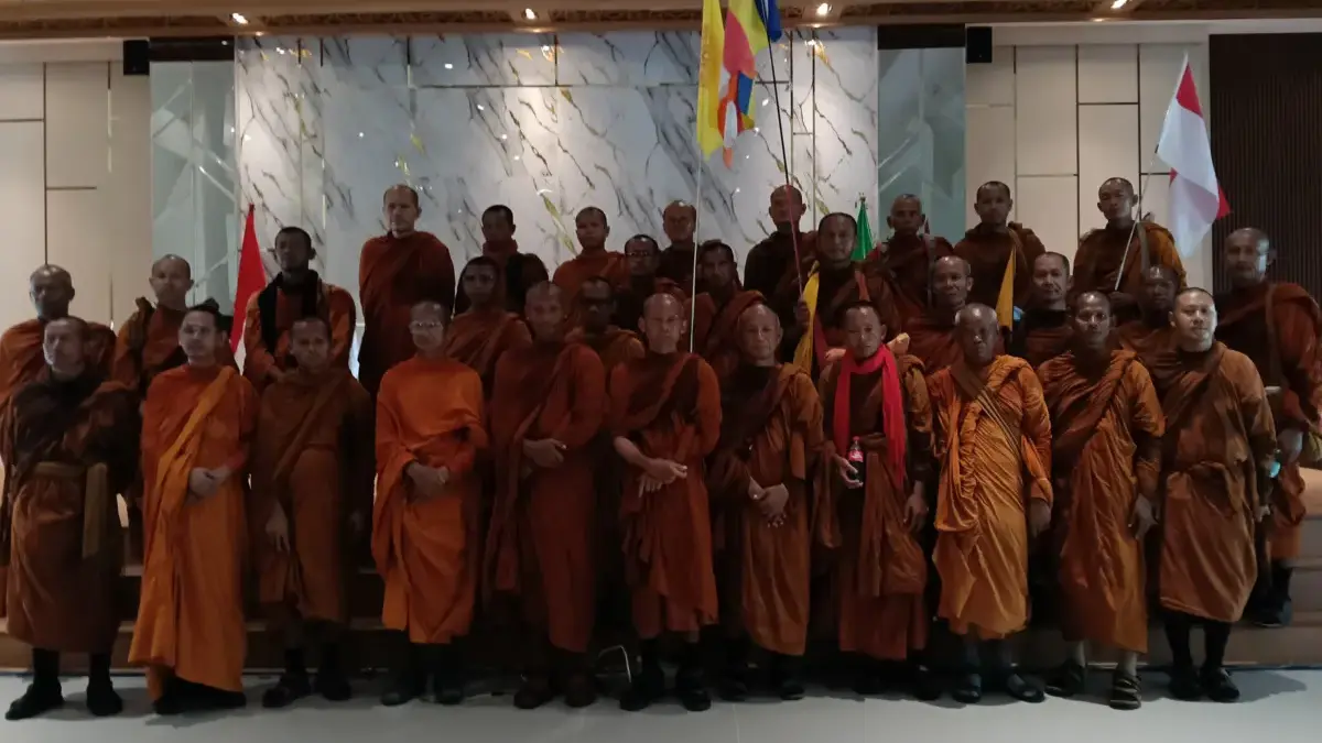 Bikkhu atau Bhante Thudong saat singgah di Kabupaten Semarang, Rabu (7/5)