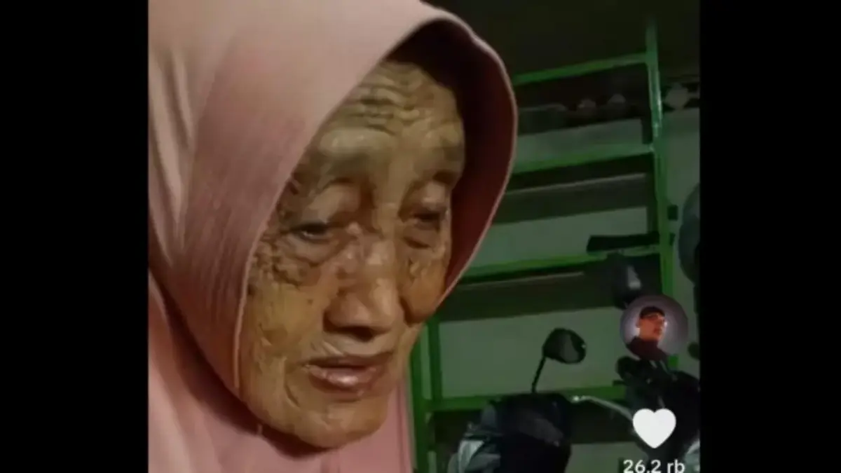 Mbah Sumi gagal berangkat haji tahun ini karena tidak bisa menggambar