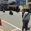 TKP penembakan di Jalan Imam Bonjol, Kecamatan Samarinda Kota. (Foto: Vico)