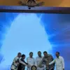 Menteri Kebudayaan (tengah) dalam peluncuran Dana Indonesiana 2025-2026 yang digelar di Jakarta, Senin (5/5/20