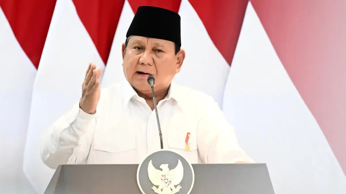 Presiden RI Prabowo Subianto ketika memberikan pidato dalam Sidang Kabinet Paripurna yang berlangsung di Istan