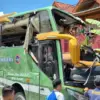 kecelakaan Bus ALS (Antar Lintas Sumatera) di Kota Padang Panjang, Sumatera Barat, Selasa (6/5/2025).