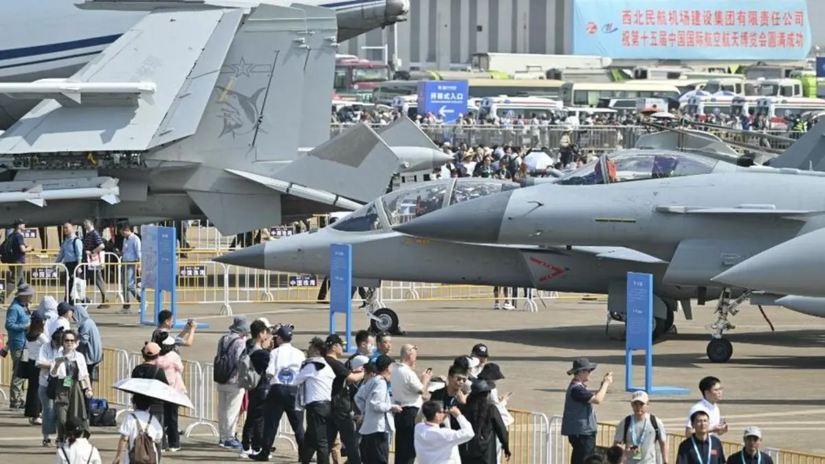 Pesawat Jet J-10 C China. (HECTOR RETAMAL / AFP)