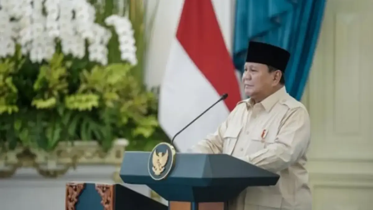 Prabowo Tegaskan China Mitra Dagang Terbesar Indonesia Presiden RI Prabowo Subianto bakal bertemu PM China, Li Qiang di Istana Merdeka Minggu (25/5/2025) besok. [Ins