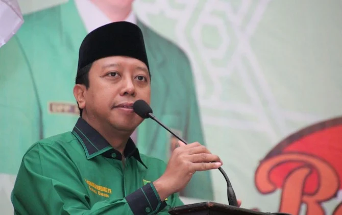 Mantan Ketua Umum PPP, Romahurmuziy atau Rommy