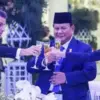 Presiden Prancis Emmanuel Macron dan Presiden RI Prabowo Subianto pada jamuan makan malam, Rabu, 28 Mei 2025/A