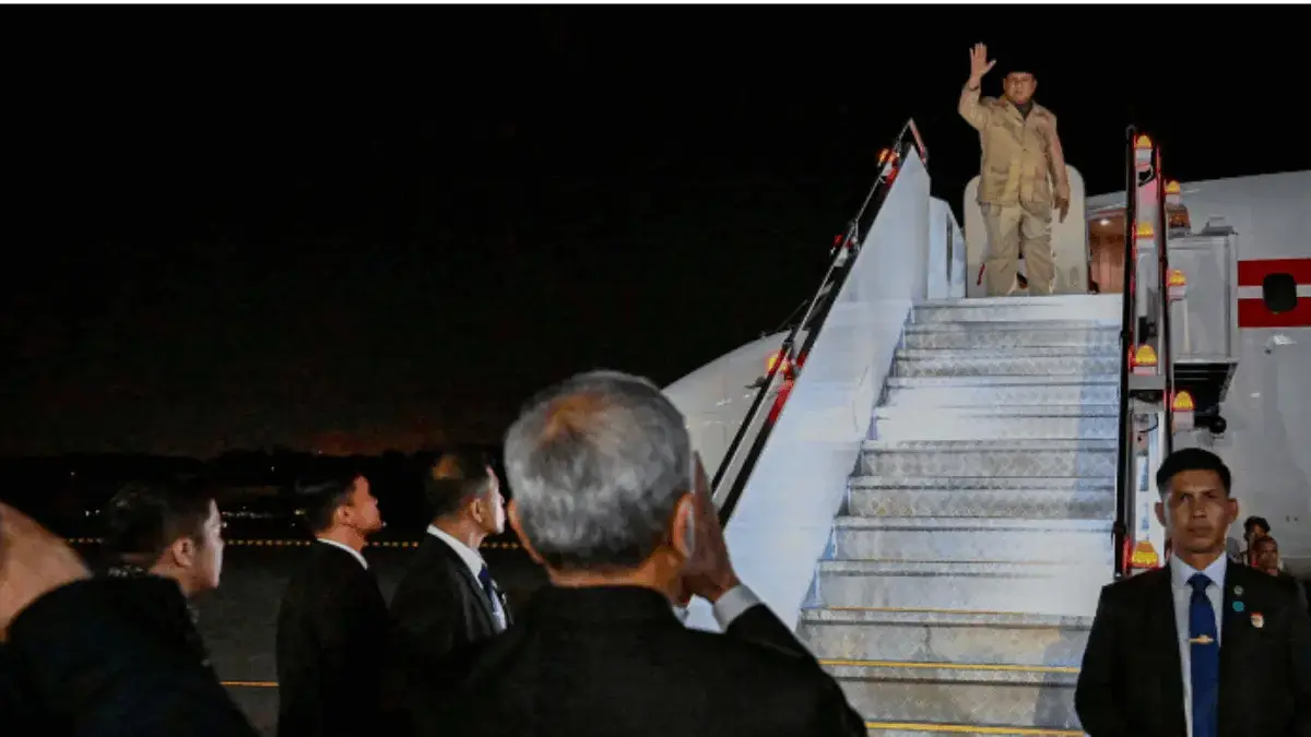 Presiden Prabowo Subianto meninggalkan Singapura pada Senin malam, 16 Juni 2025 melalui Pangkalan Udara Paya L