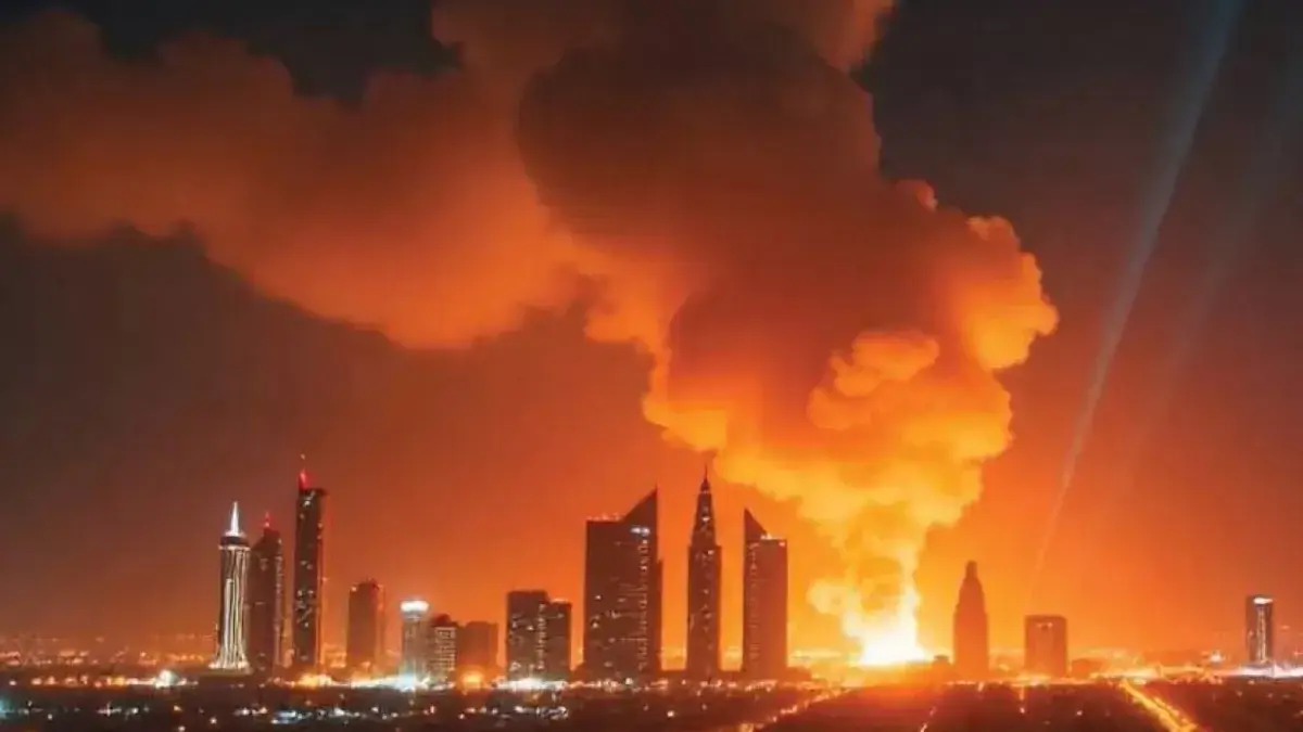 Rudal Iran menghancurkan Pangkalan Militer Amerika Serikat Al Udeid di Qatar, sebagai balasan atas serangan te