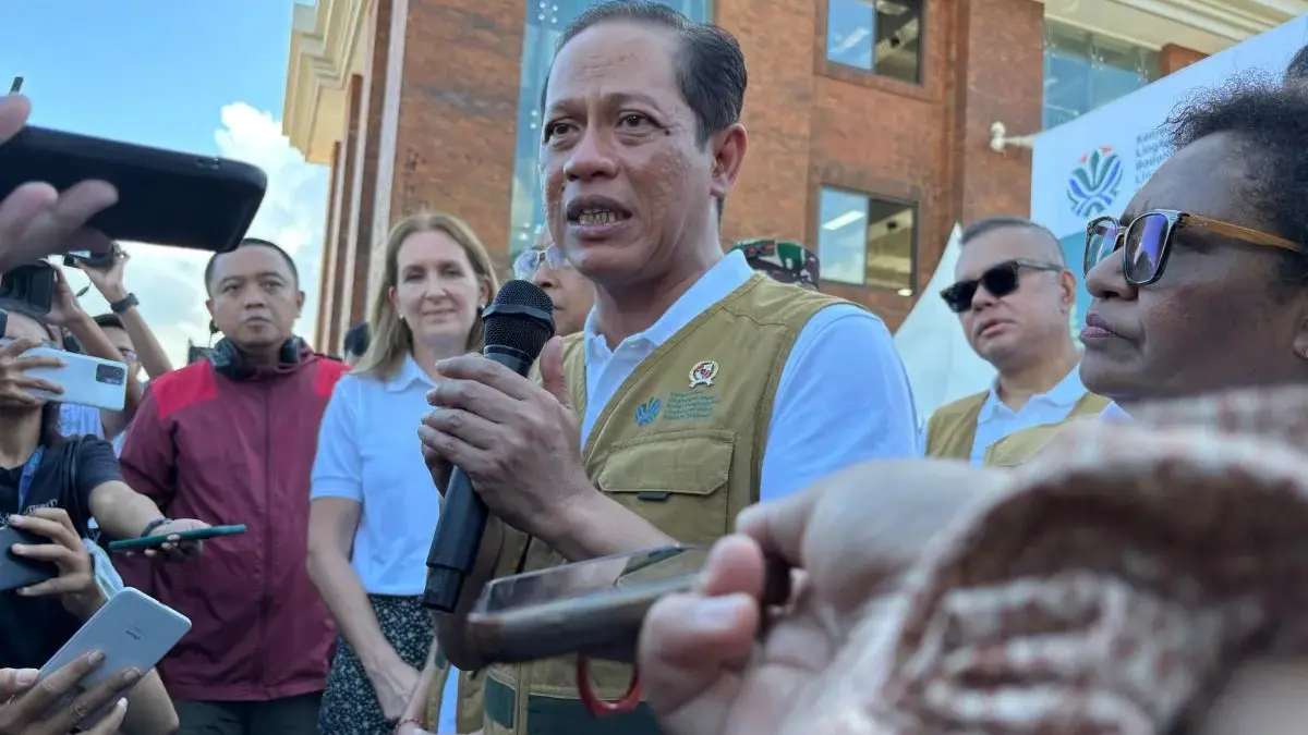 Menteri LH Hanif Faisol Nurofiq ketika ditemui usai puncak peringatan Hari Lingkungan Hidup Sedunia 2025 di Ka