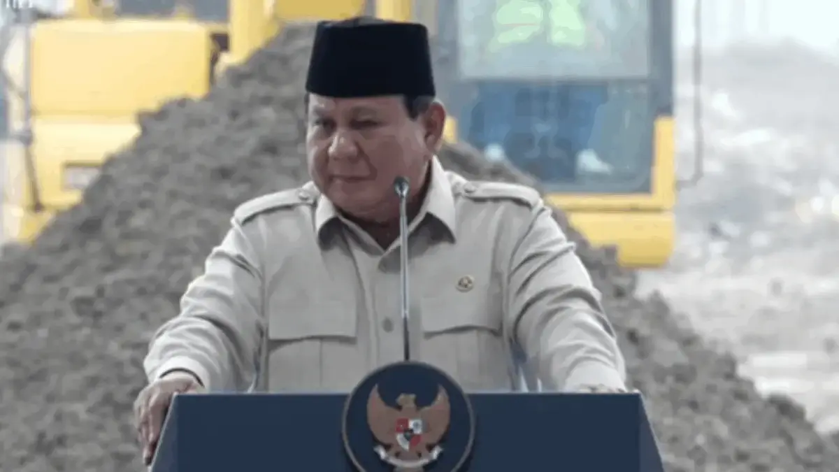 Presiden Prabowo Subianto saat groundbreaking ekosistem industri baterai kendaraan listrik terintegrasi Konsor
