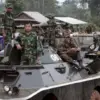 Tentara Kamboja bersiap di perbatasan dengan Thailand seusai baku tembak yang menewaskan salah satu pasukannya