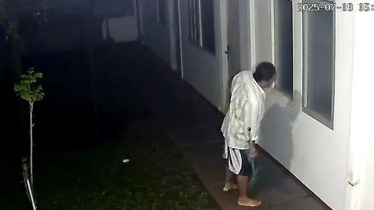 Ada 6 CCTV di Guest House Gondia Tempat Diplomat Kemlu Ditemukan Tewas, Tidak Ada Dokumen yang Hilang Penjaga kos sempat mondar-mandir di depan kamar kos ADP (39), pada Selasa (08/07). Diplomat Kementerian Luar N