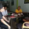 Diskudi antara Mahasiswa dengan Alumni UGM di Cirebon.