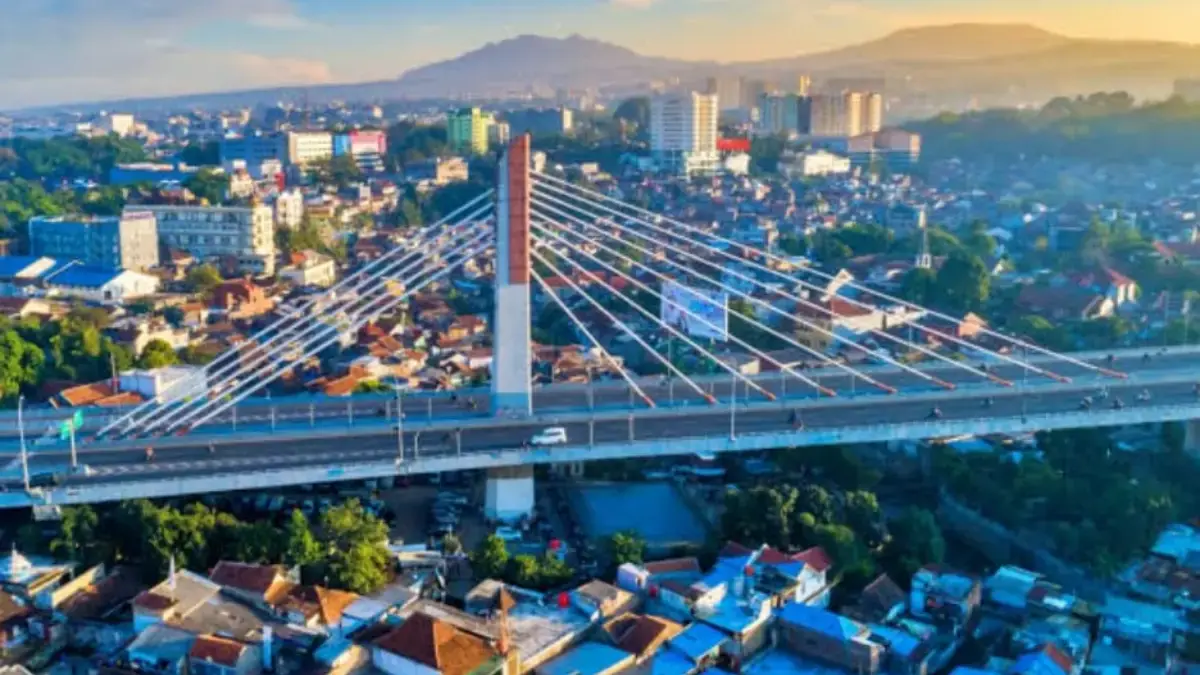 Bandung Versus Barcelona! Sebuah Kajian Perbandingan Historis dann Analisis Populer Kota Termacet Ilustrasi