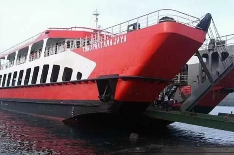 KMP Tunu Pratama Jaya tenggelam di Perairan Selat Bali. (Istimewa)