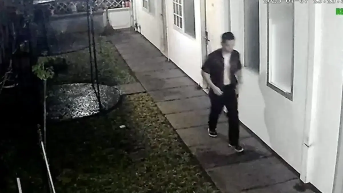 Tangkapan layar gerak-derik diplomat Kemlu di kos sebelum ditemukan tewas. (dok. Istimewa)