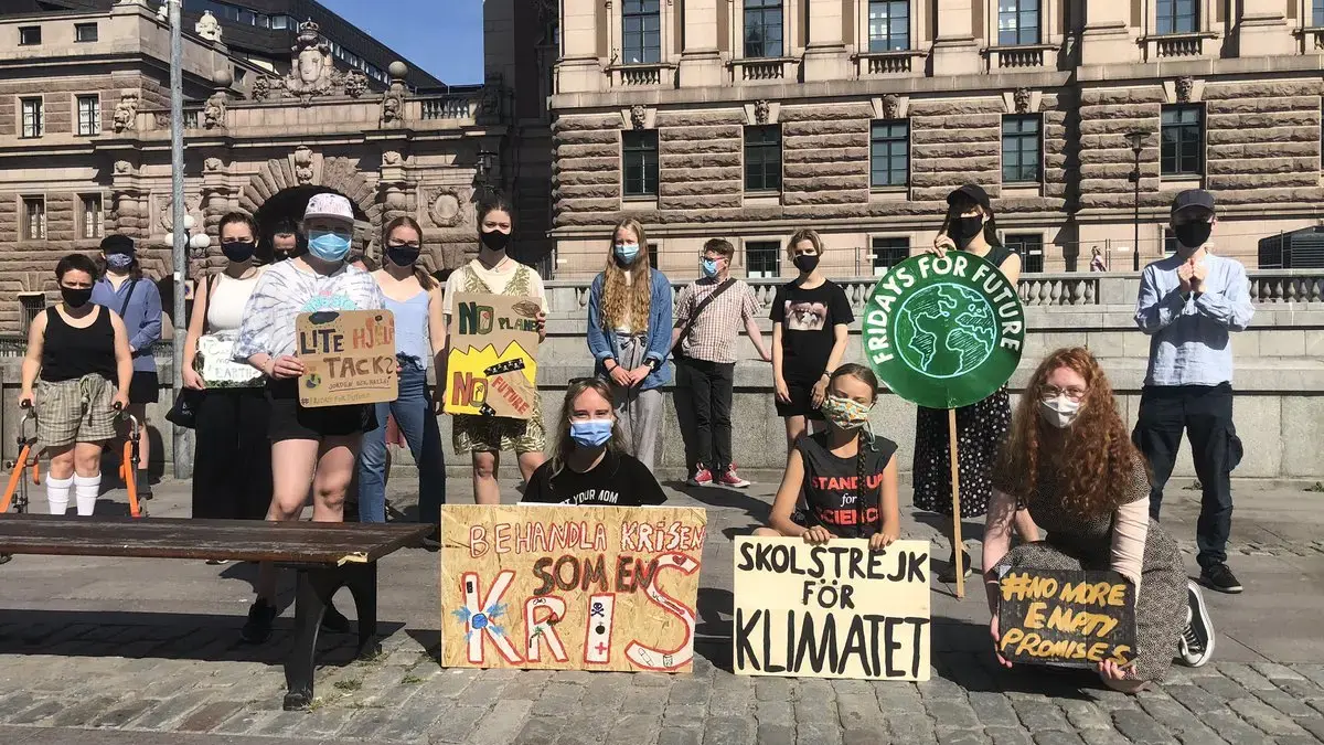 Negara Kawasan Nordik Identik Salju Udara Dingin Kini Dilanda Gelombang Panas Brutal Aktivis Greta Thunberg dan aktivis lainnya berunjuk rasa soal perubahan iklim di depan Gedung Parlemen, Stockh