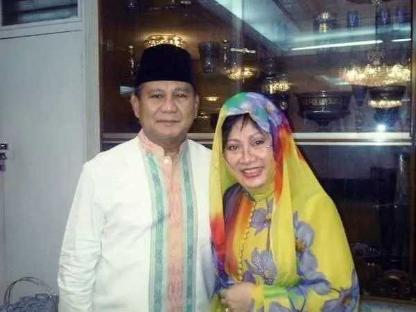 Mbak Tutut Punya Modal Besar Pimpin Golkar, Bahlil Lengser? Prabowo Subianto dan Siti Hardiyanti Rukmana (Foto: Istimewa)