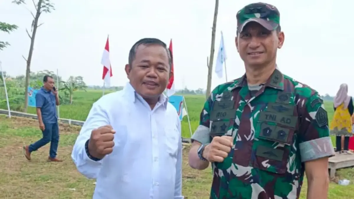 Staf Ahli Menhan Bidang Sosial Kemhan RI, Mayjen TNI Rionardo didampingi Direktur Legal dan HRD PT. Panen Aman