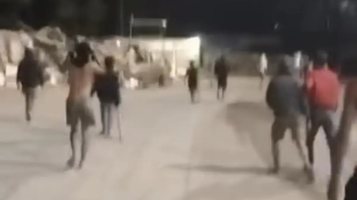 OTK Bersajam hingga Berujung Ricuh di Kawasan Tambang Diduga Buntut Kasus Pemuda Tewas Dikeroyok Sekelompok OTK menyerang kawasan perusahaan tambang di Morowali. Foto: (dok. istimewa)