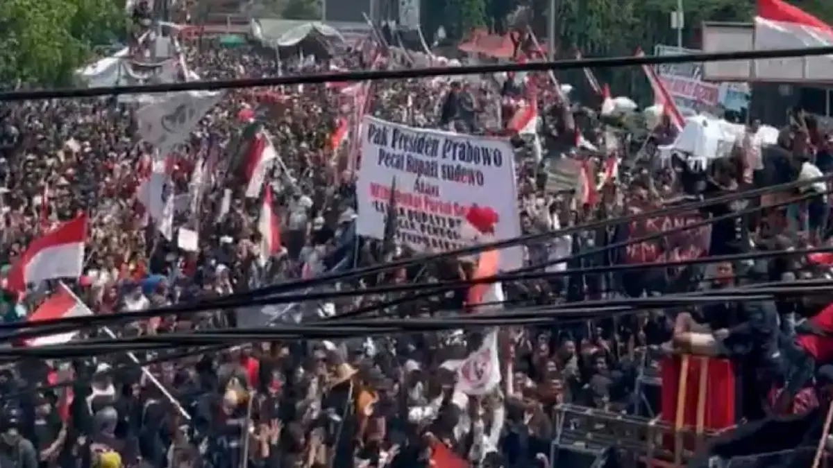 Situasi aksi demo 13 Agustus di Kabupaten Pati yang menuntut Bupati Pati Mundur (Istimewa)