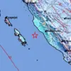 Gempa Magnitudo 5,2 Guncang Mukomuko Bengkulu, Aktivitas Subduksi Lempeng Indo-Australia Gempa Magnitudo 5,2 mengguncang wilayah Mukomuko, Bengkulu, Minggu (14/9/2025) malam atau tepat pukul 21:49:42