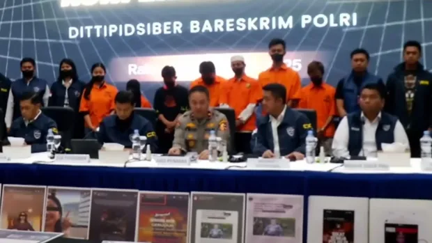 Duduk Perkara 7 Tersangka Pelaku Provokasi dan Penghasutan Massa Dirtipid Siber Bareskrin melakukan konferensi pers soal kasus provokasi dan penghasutan demonstrasi.