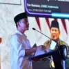 Wakil Presiden Gibran Rakabuming Raka di Lapangan Madrasah Aliyah Nahdlatul Ulama (MANU) Putra Buntet Pesantre
