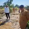 Pihak pemerintah Desa Sawojajar, Kecamatan Wanasari, Kabupaten Brebes, Jawa Tengah mendatangi lokasi keberadaa