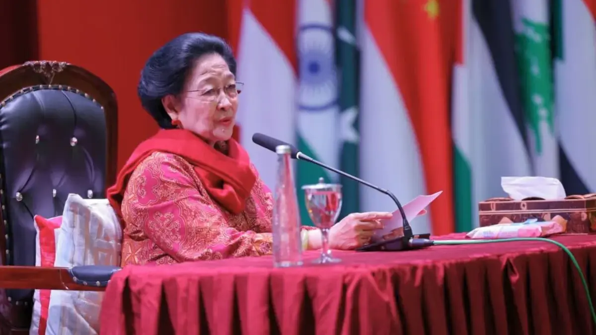 Ketua Umum PDI Perjuangan Megawati Soekarnoputri menjadi pembicara kunci pada seminar internasional peringatan